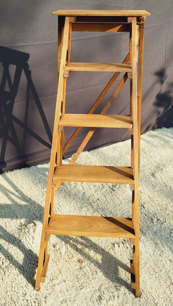 Vintage folding stepladder display 5 steps