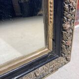 Mirror with moldings