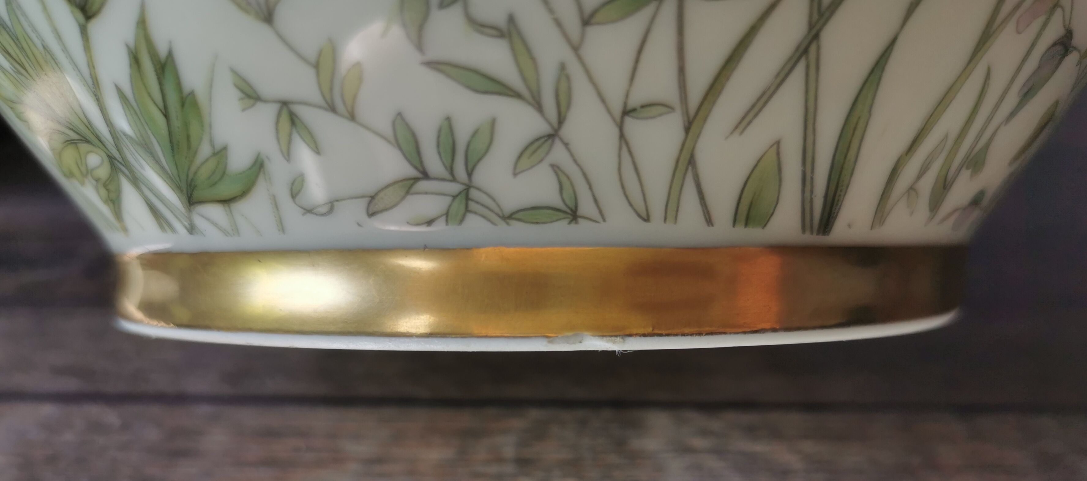 Porcelain vase flowers Wiesengrund und Bergeshöh'n