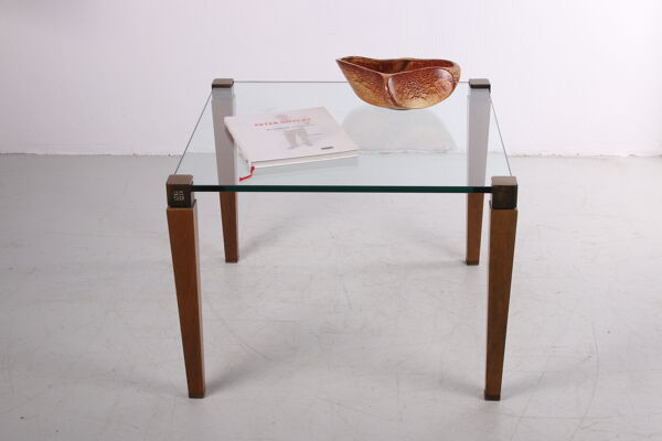 Table basse Peter Ghyczy avec pieds en bois Modèle T 56/2