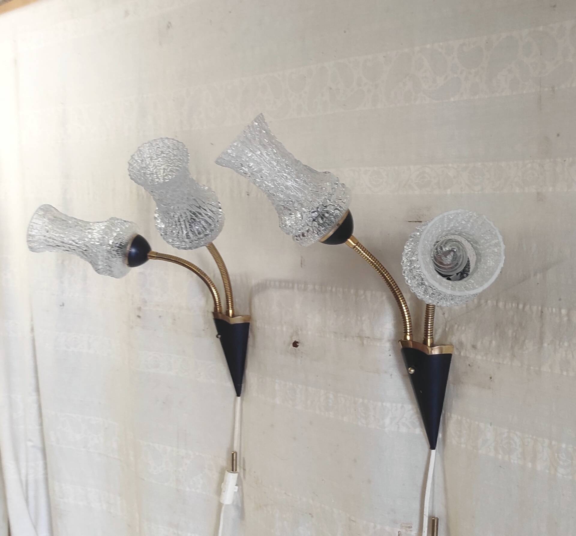 Articulated double light wall sconces in brass and glass - mid 20th century.