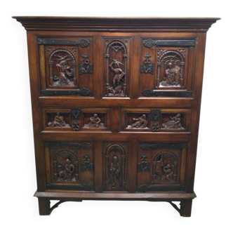 High period carved furniture