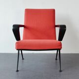 Model chair resting by Friso Kramer for Ahrend de Cirkel 1965