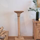 Light oak wood column