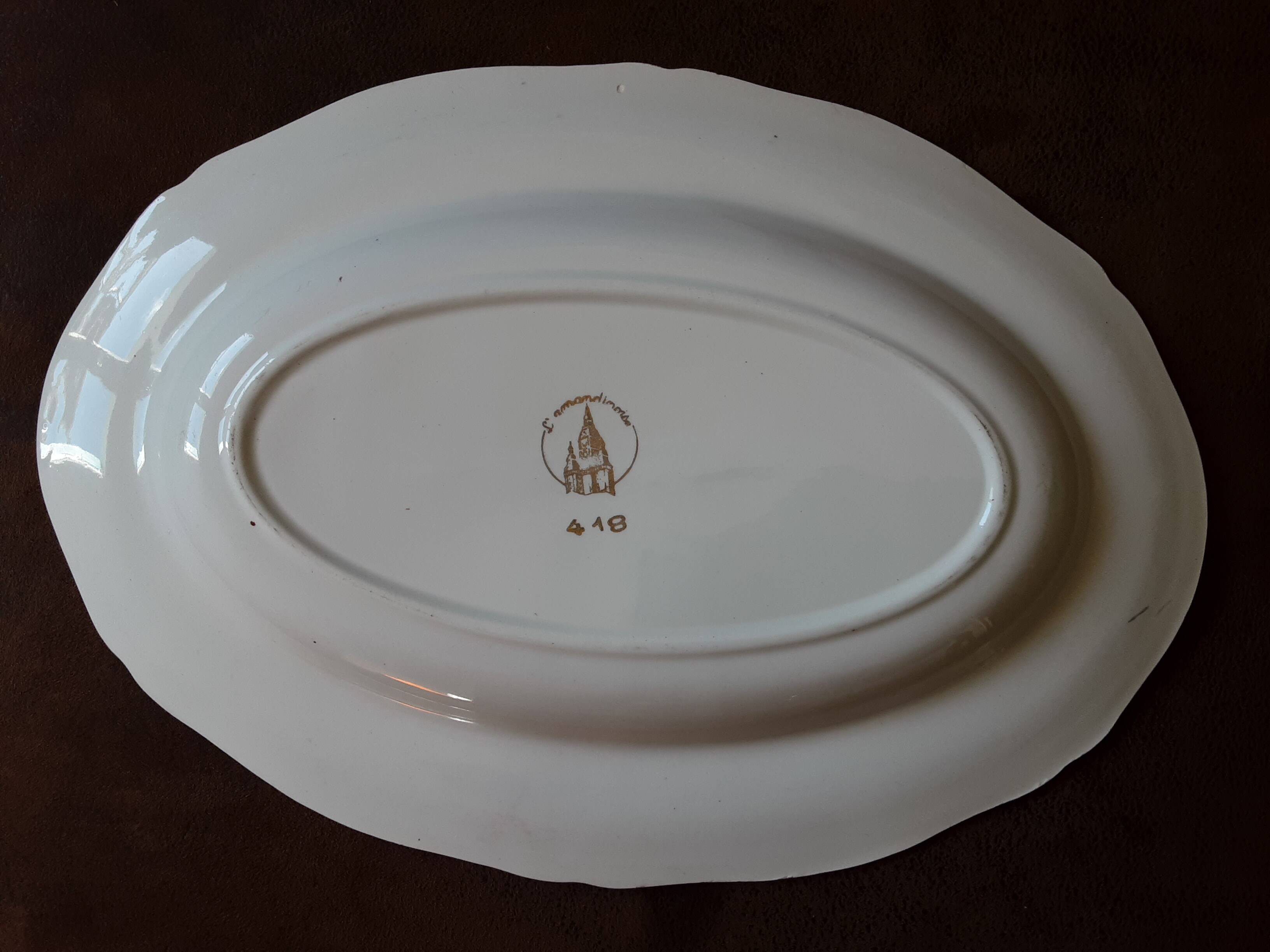 Lamandinoise oval dish