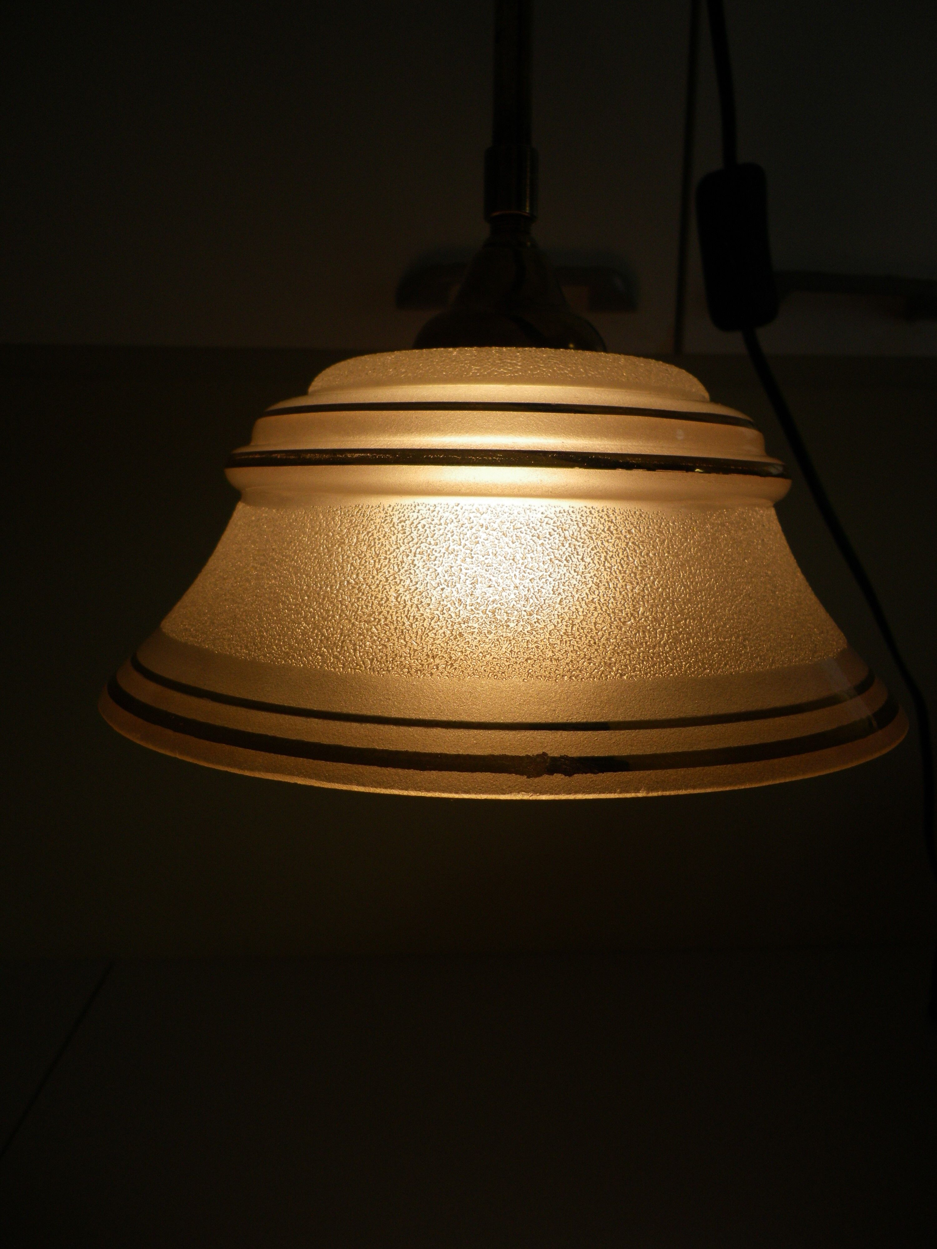 Suspension in brass and glass opaque granulated 1960s/1970s