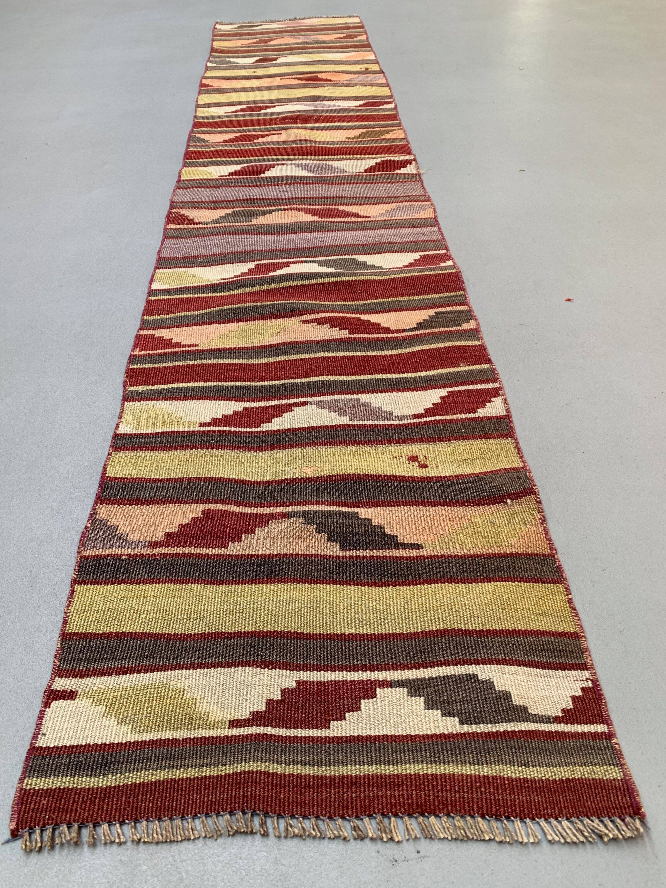 Old Turkish narrow Kilim Runner 270x53 cm shabby chic, vintage kelim