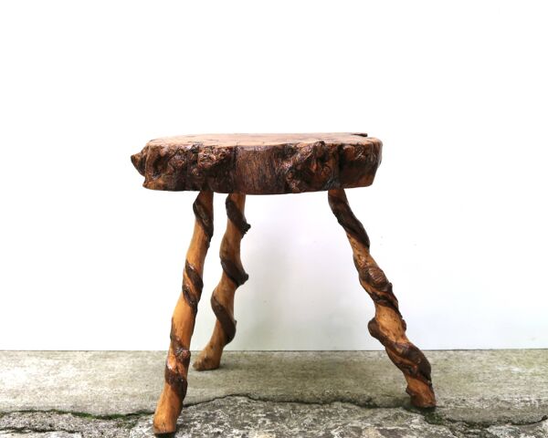 Table d'appoint brutaliste tripode en bois, années 50
