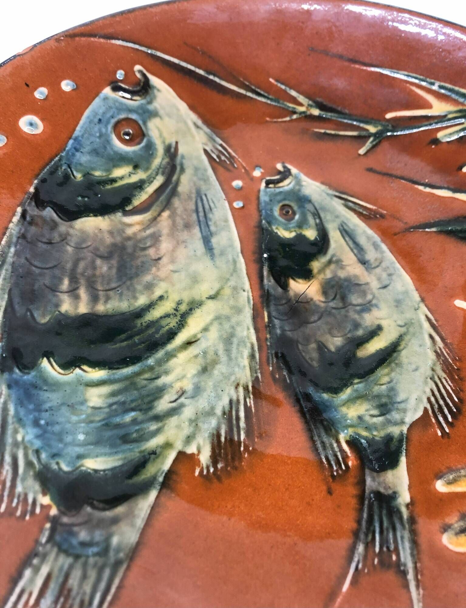 Lluís Puigdemont artisanal dish in enameled ceramic with fish decor