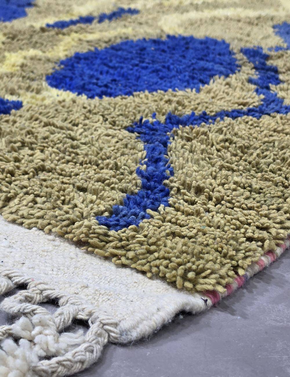 Contemporary Moroccan Rug - 260 x 160 cm