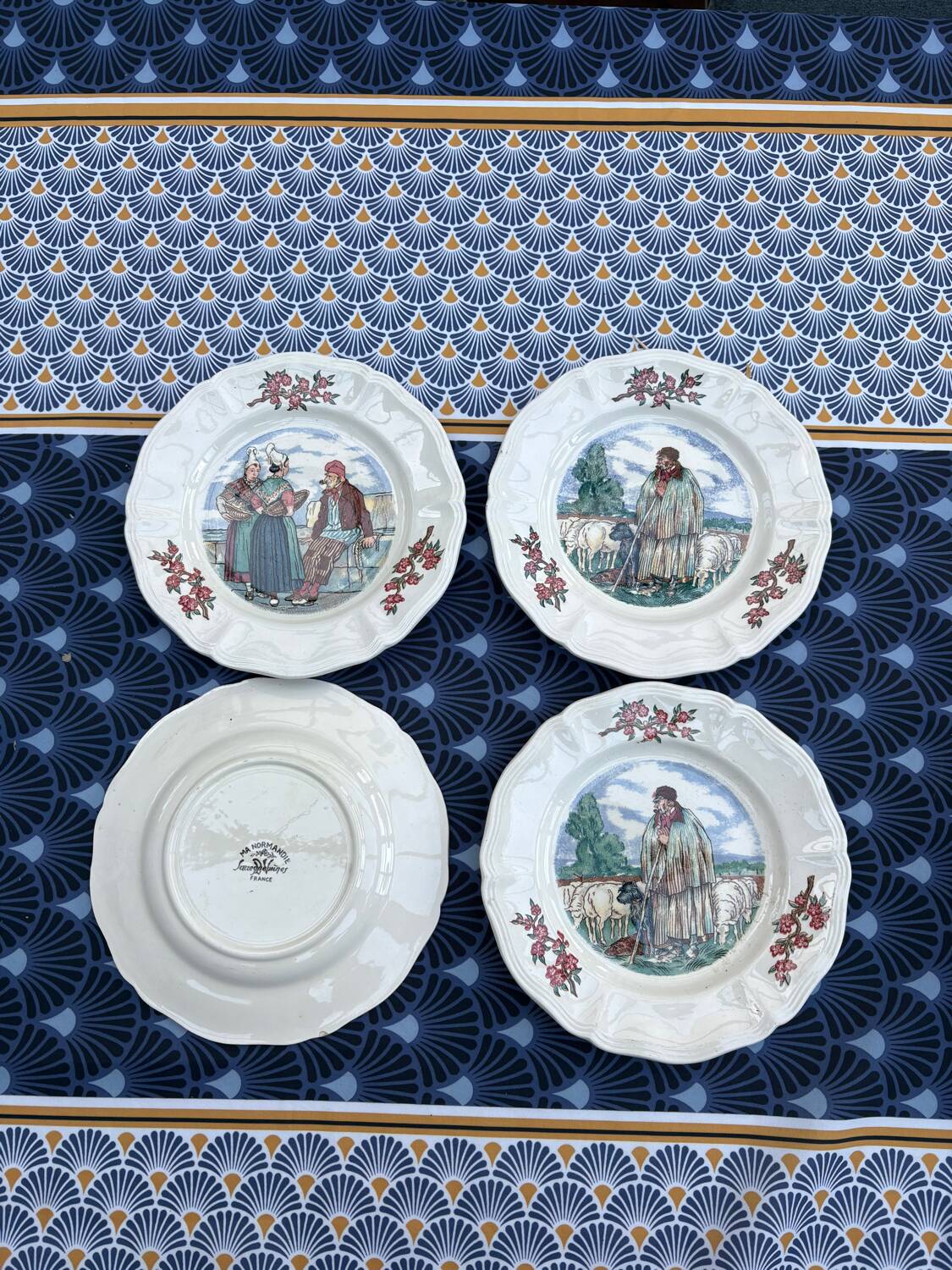 Assiettes à dessert Sarreguemines, collection "Ma Normandie"