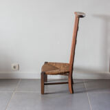 Ancient prayer-god chair