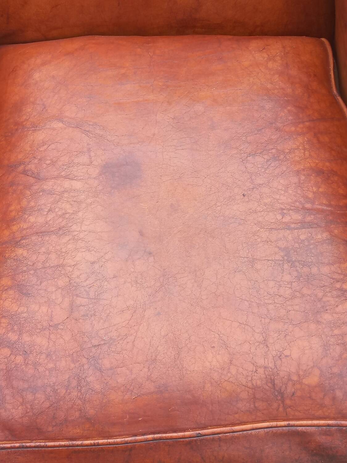 Art deco leather club chair from the 1930s