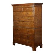 Antique mahogany commode, George III style, 19th century.