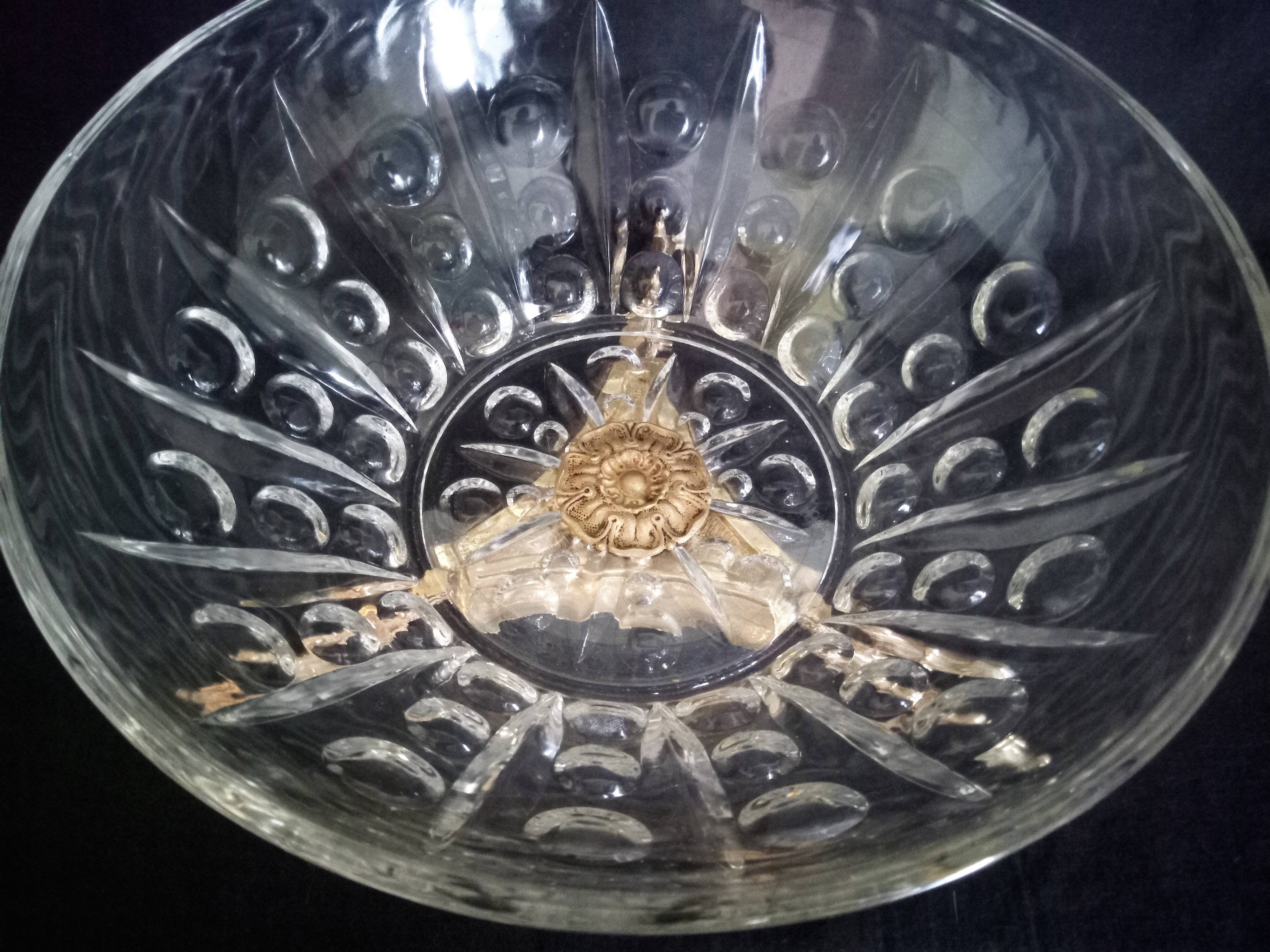 Glass centerpiece, bronze base in the shape of fish