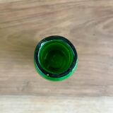 Vase en verre vert