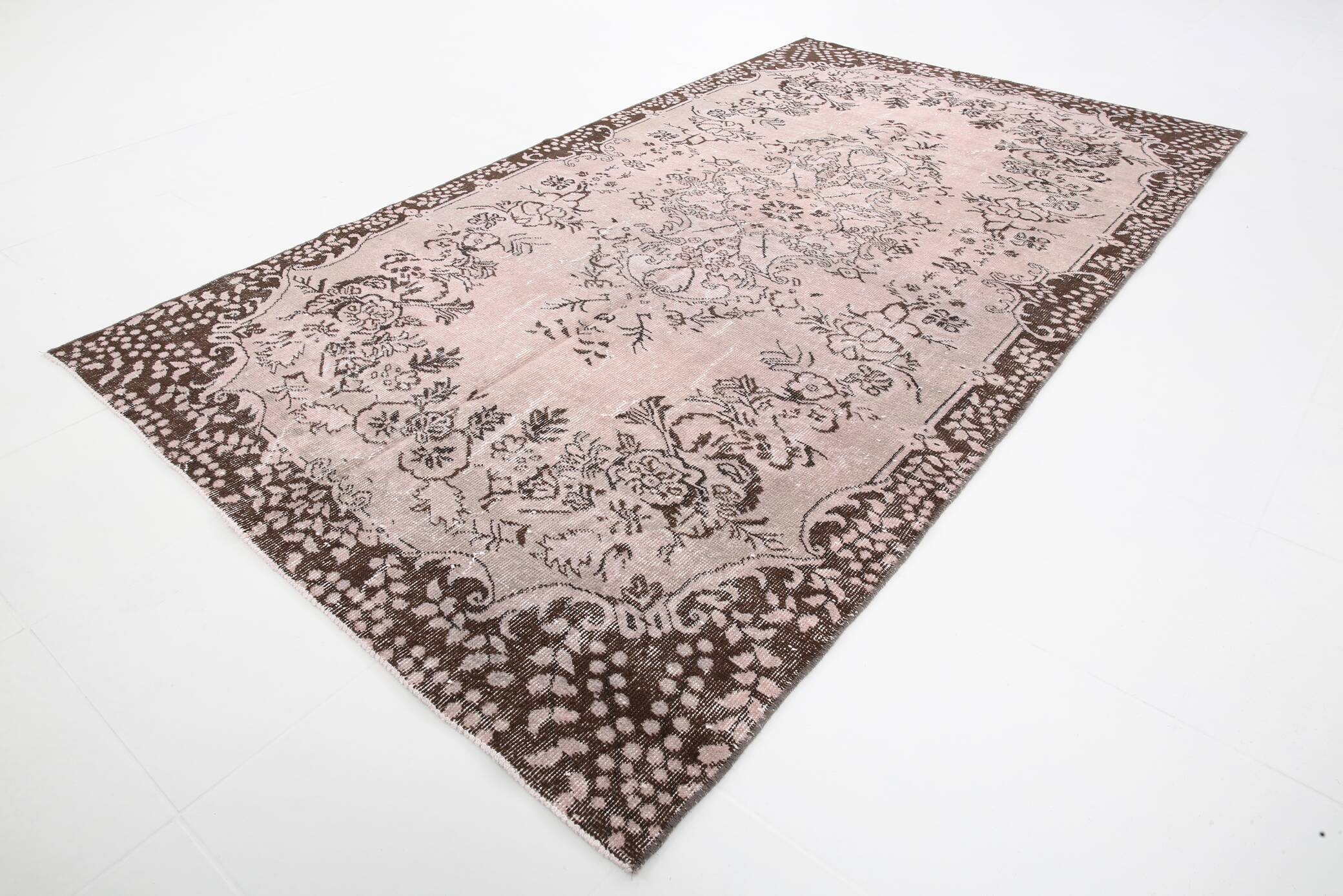 6x9 Classic Floral Persian Vintage Rug, 199x267Cm SK 2713