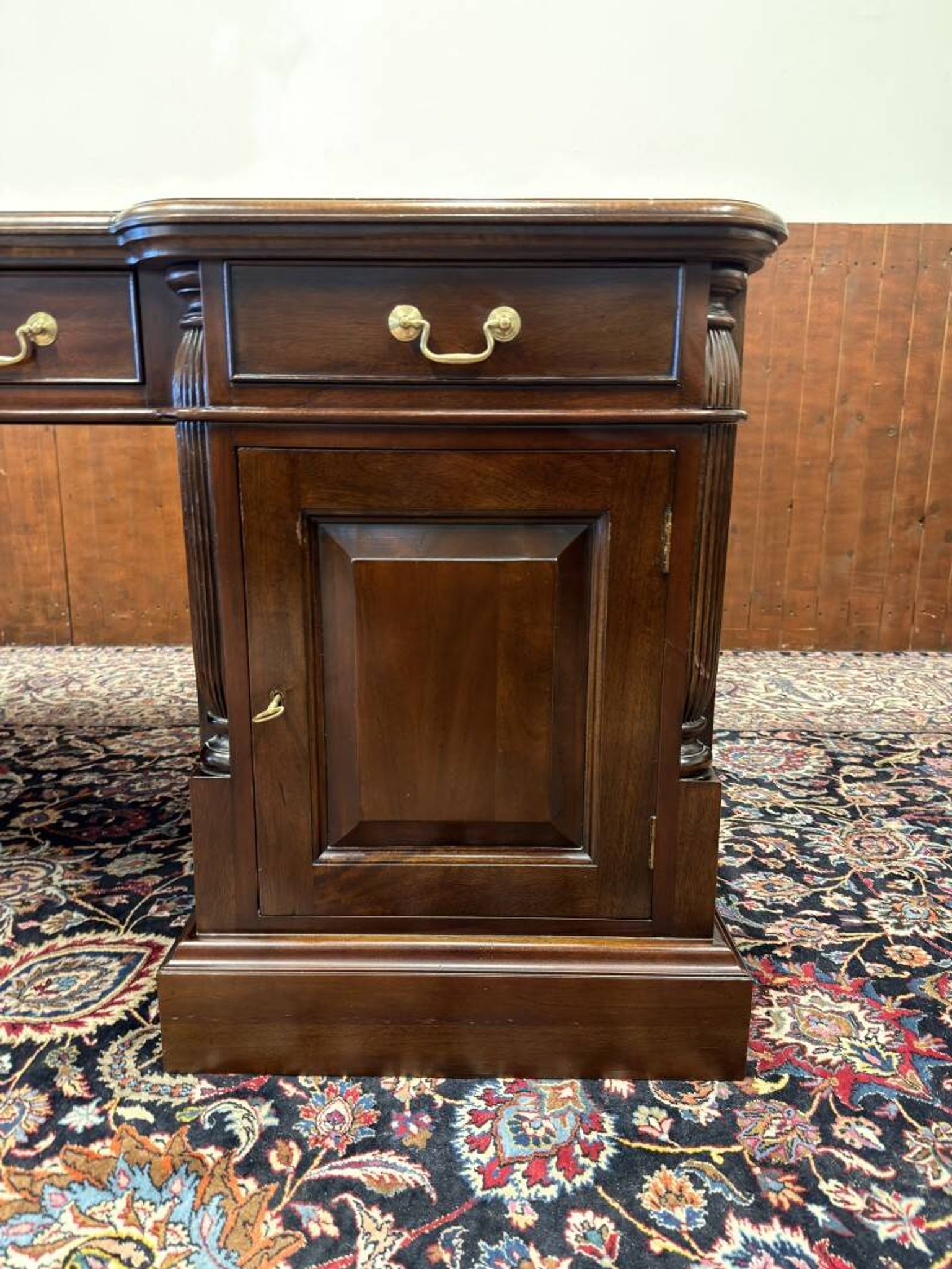 Classic English Vintage Desk Partnerdesk