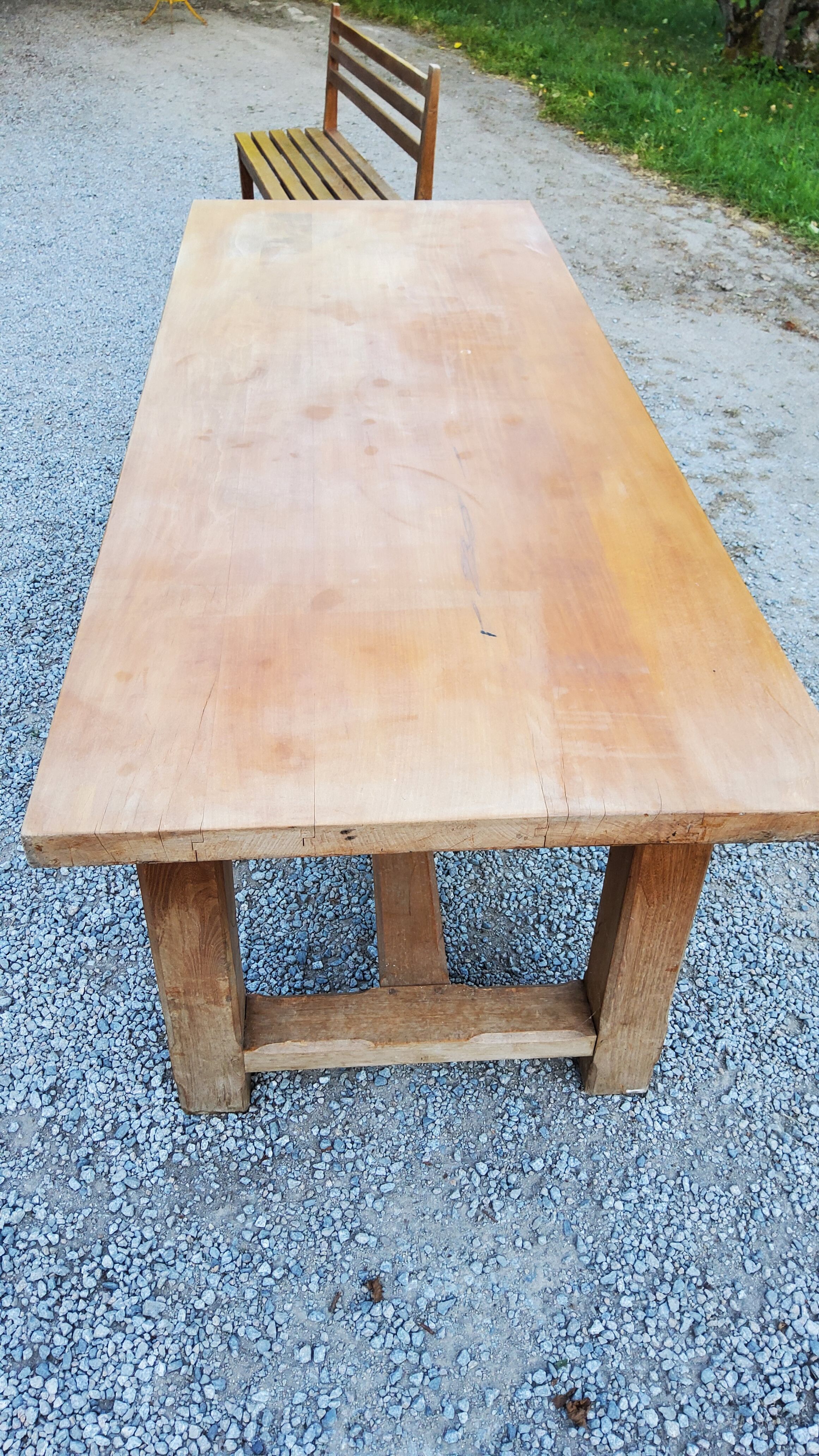 Table de ferme en hêtre et chêne 1 tiroir en ceinture 200cm