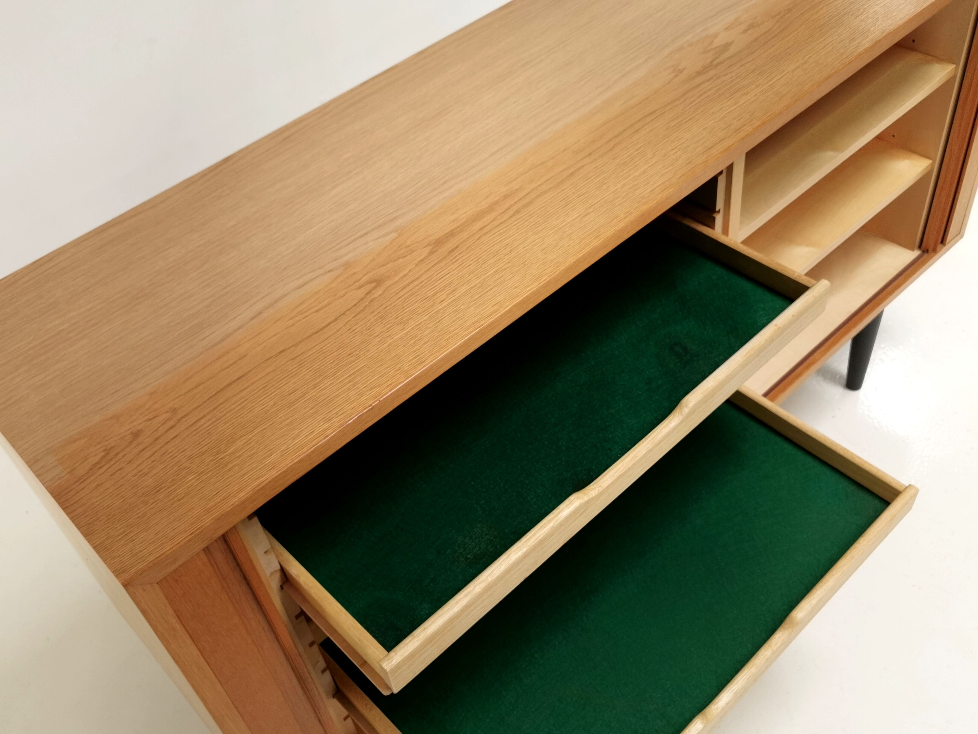 Danish  sideboard by Hundevad, 1970