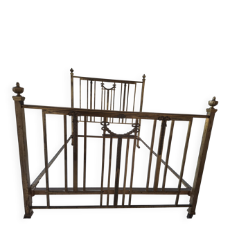 Louis XVI bed in brass and bronze