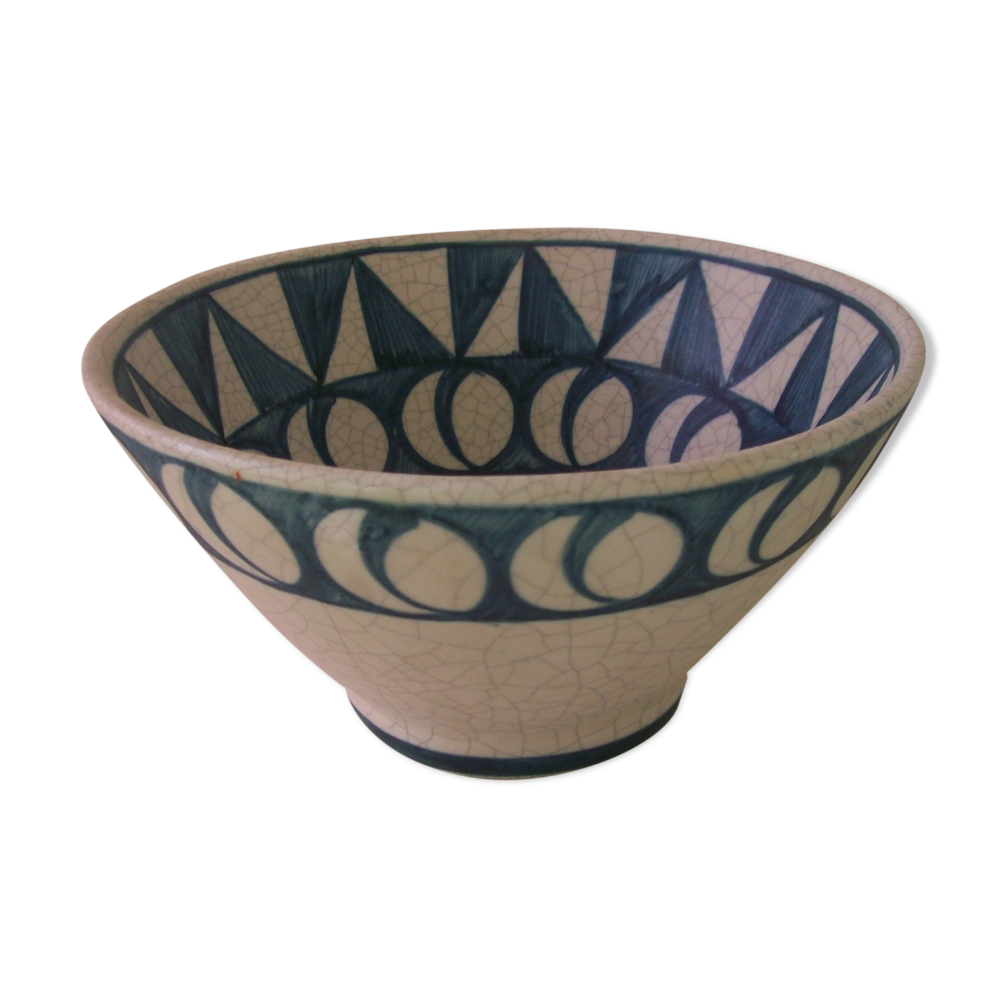 Ceramic salad bowl