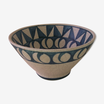 Ceramic salad bowl