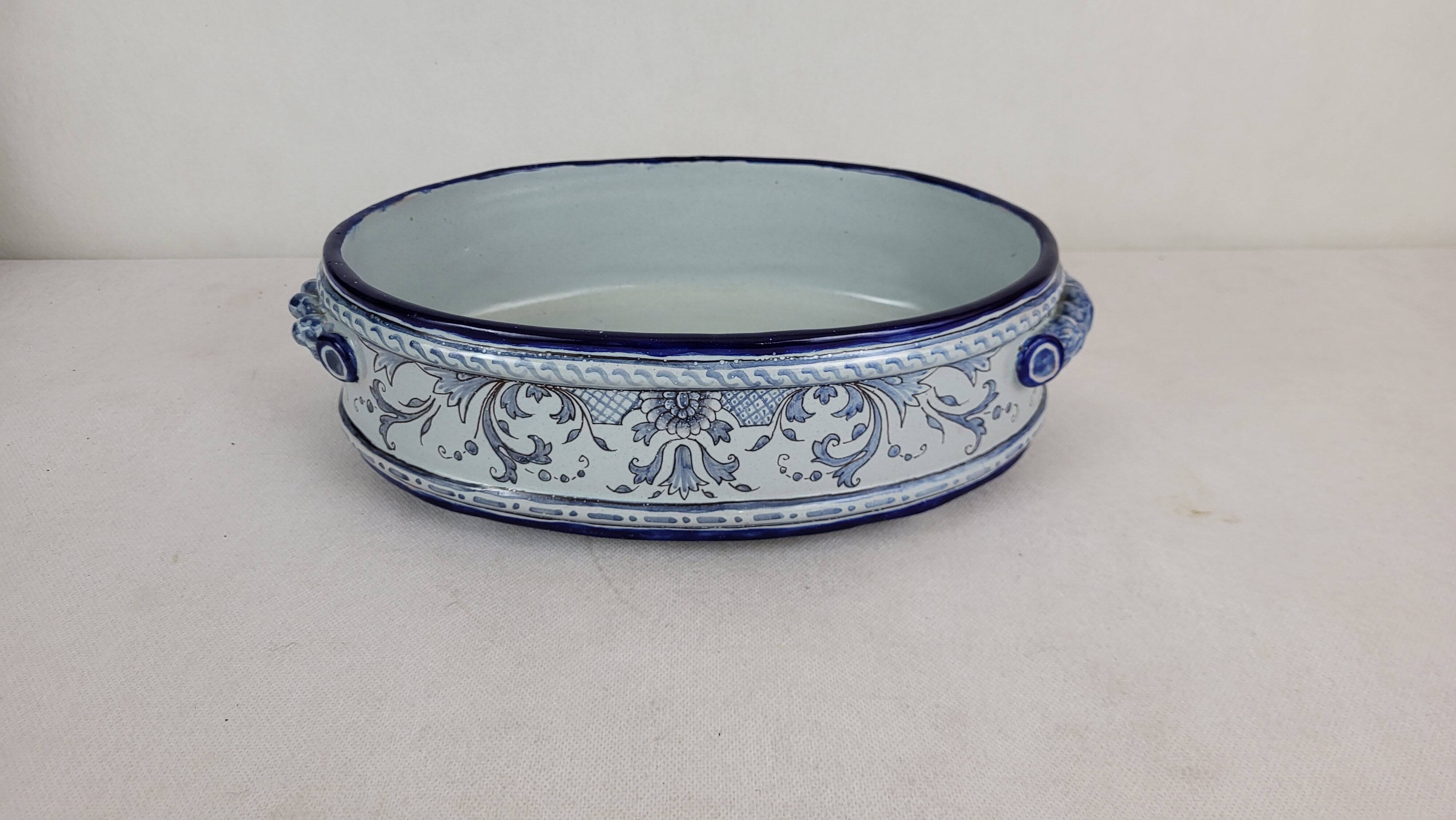 Planter / Basin in Nevers Montagnon earthenware