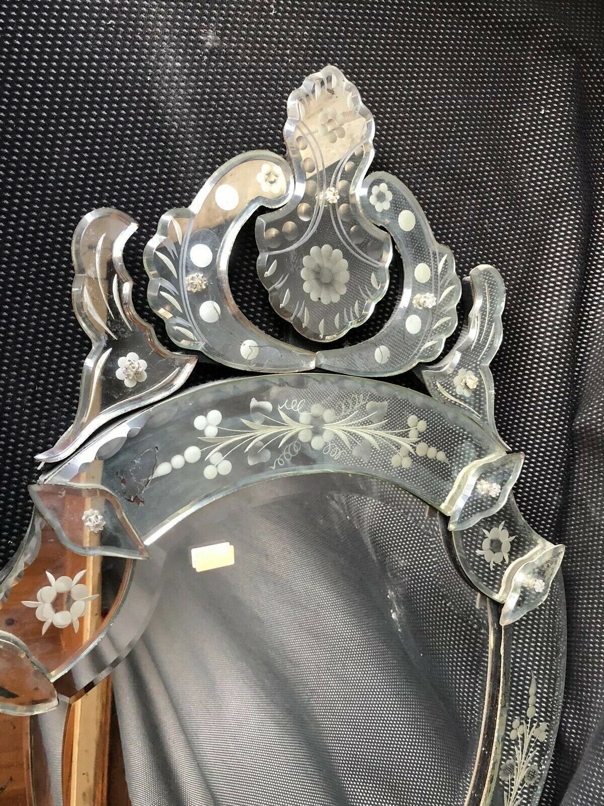 Venetian mirror period 1950 art deco 73.5 x 46 cm