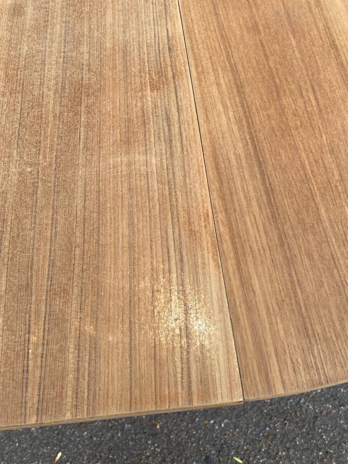 Table à manger scandinave ronde extensible décapée en teck 115cm