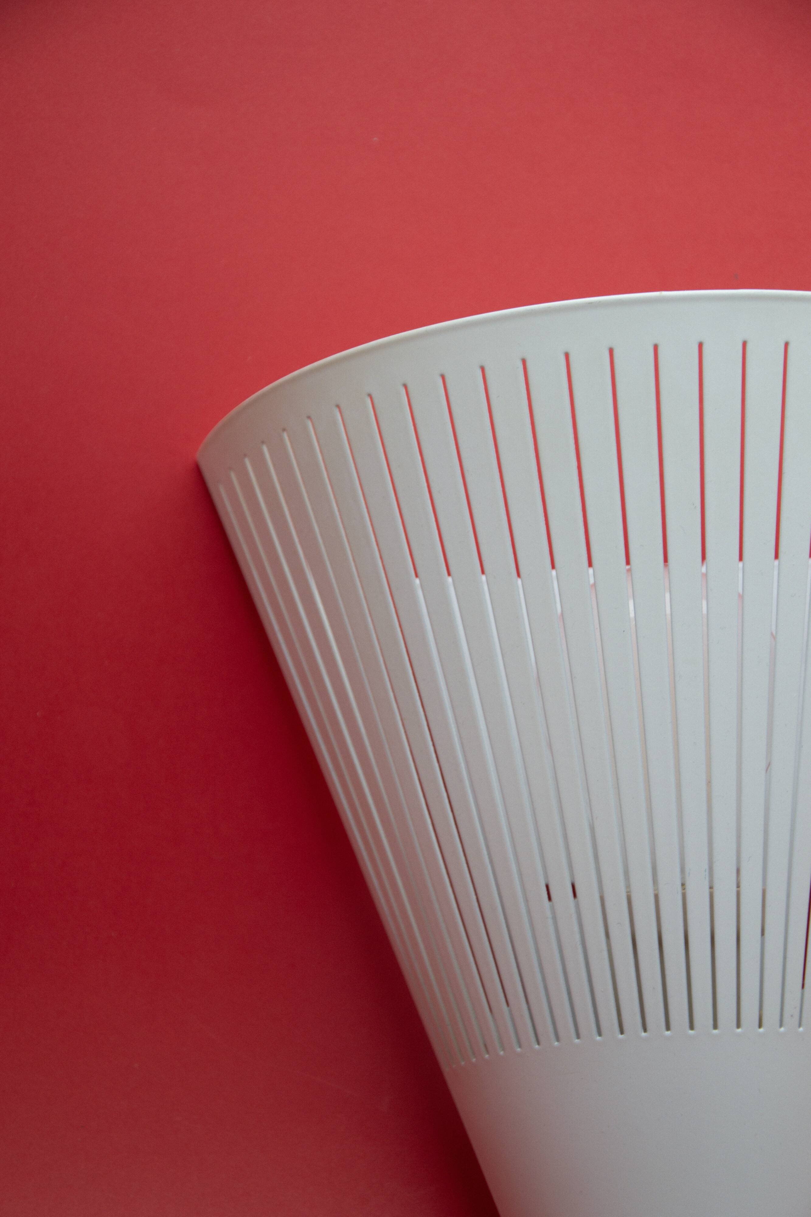 Vintage wall lamp Klyka V9811 published by IKEA in the 1990s.