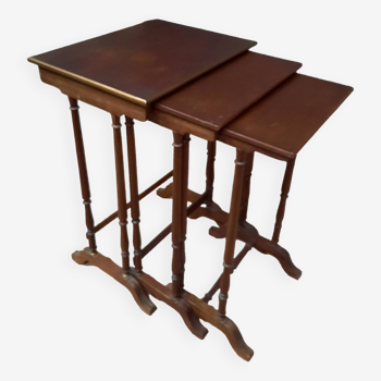 3 nesting tables