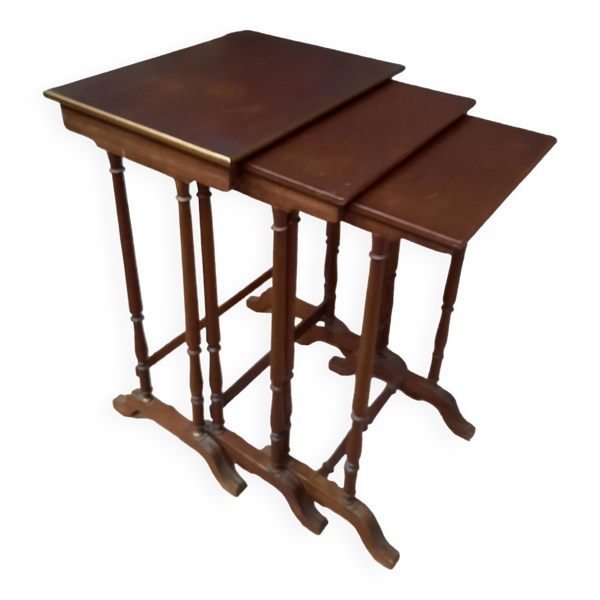 3 tables gigognes