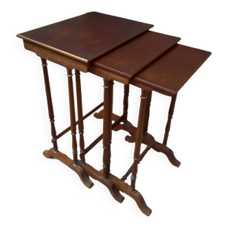 3 nesting tables