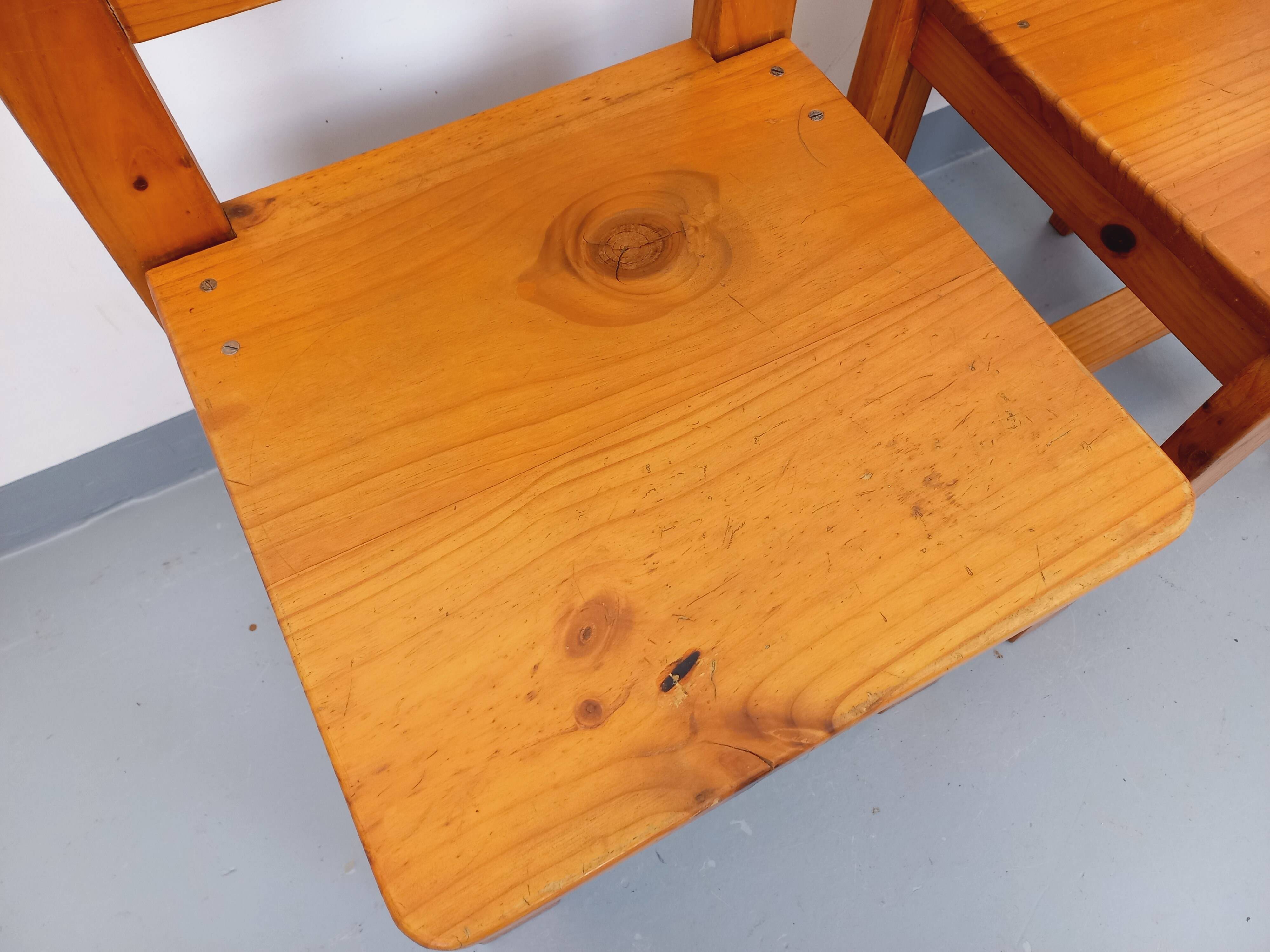 Paire de chaises vintage en pin des années 70 80