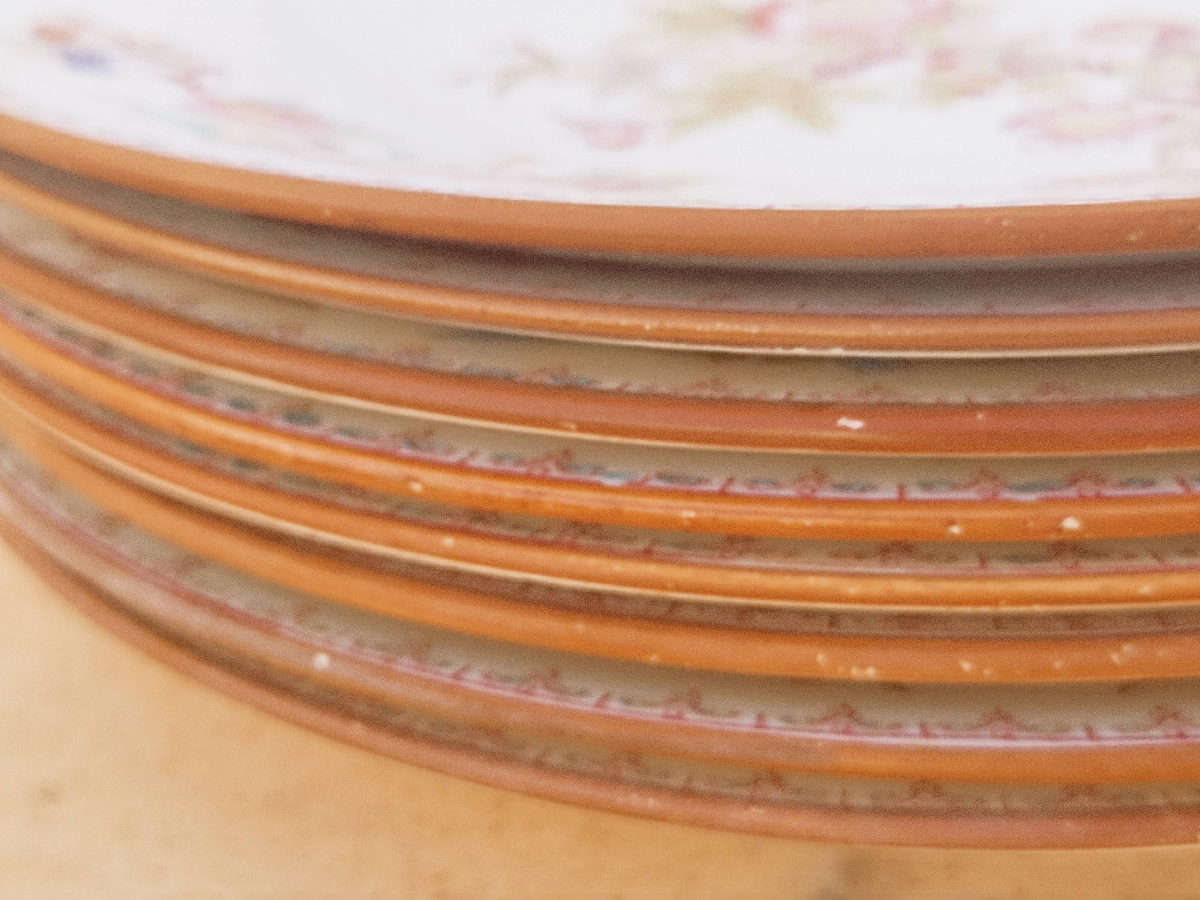 8 flat plates Sarreguemines décor Minton