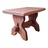 Table brutaliste