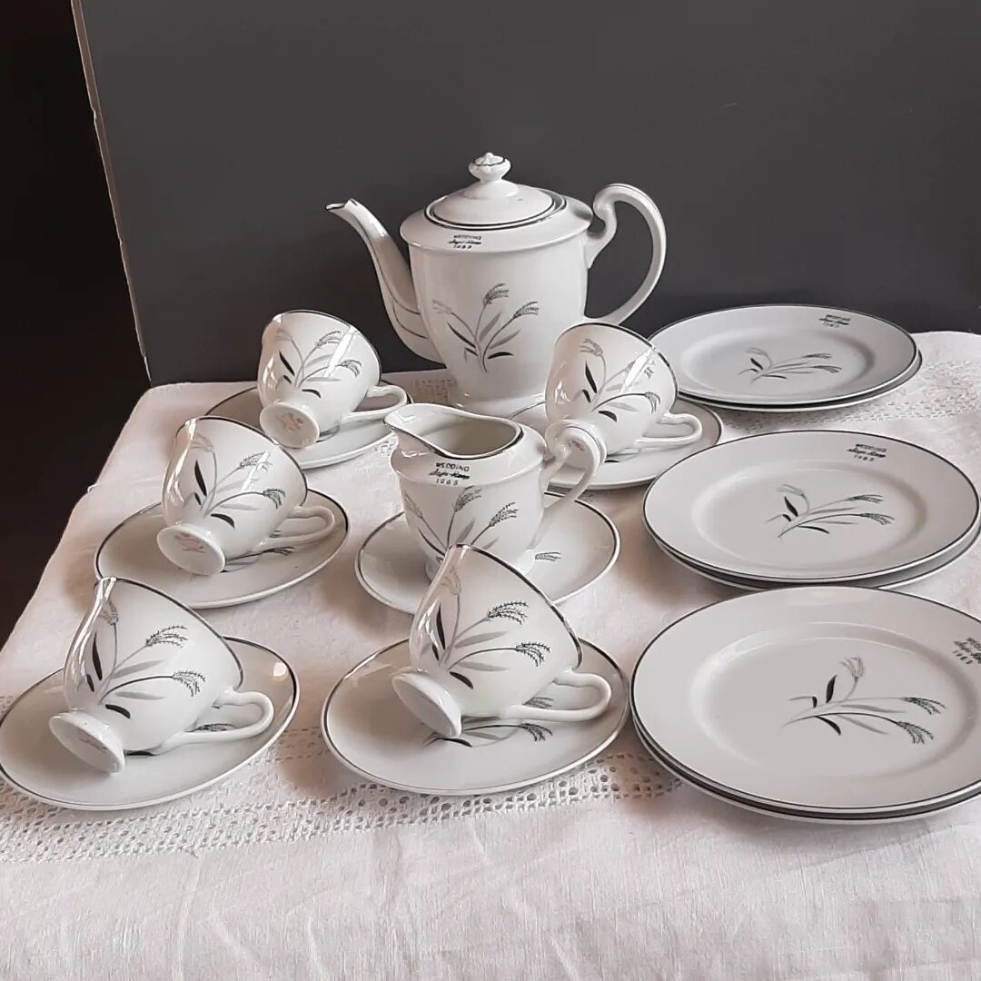 1960s crockery