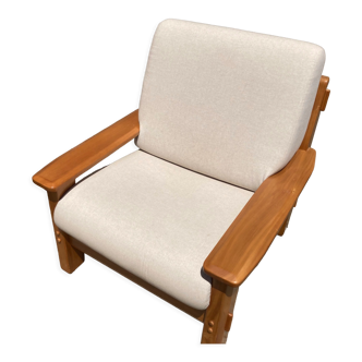 Solid elm armchair