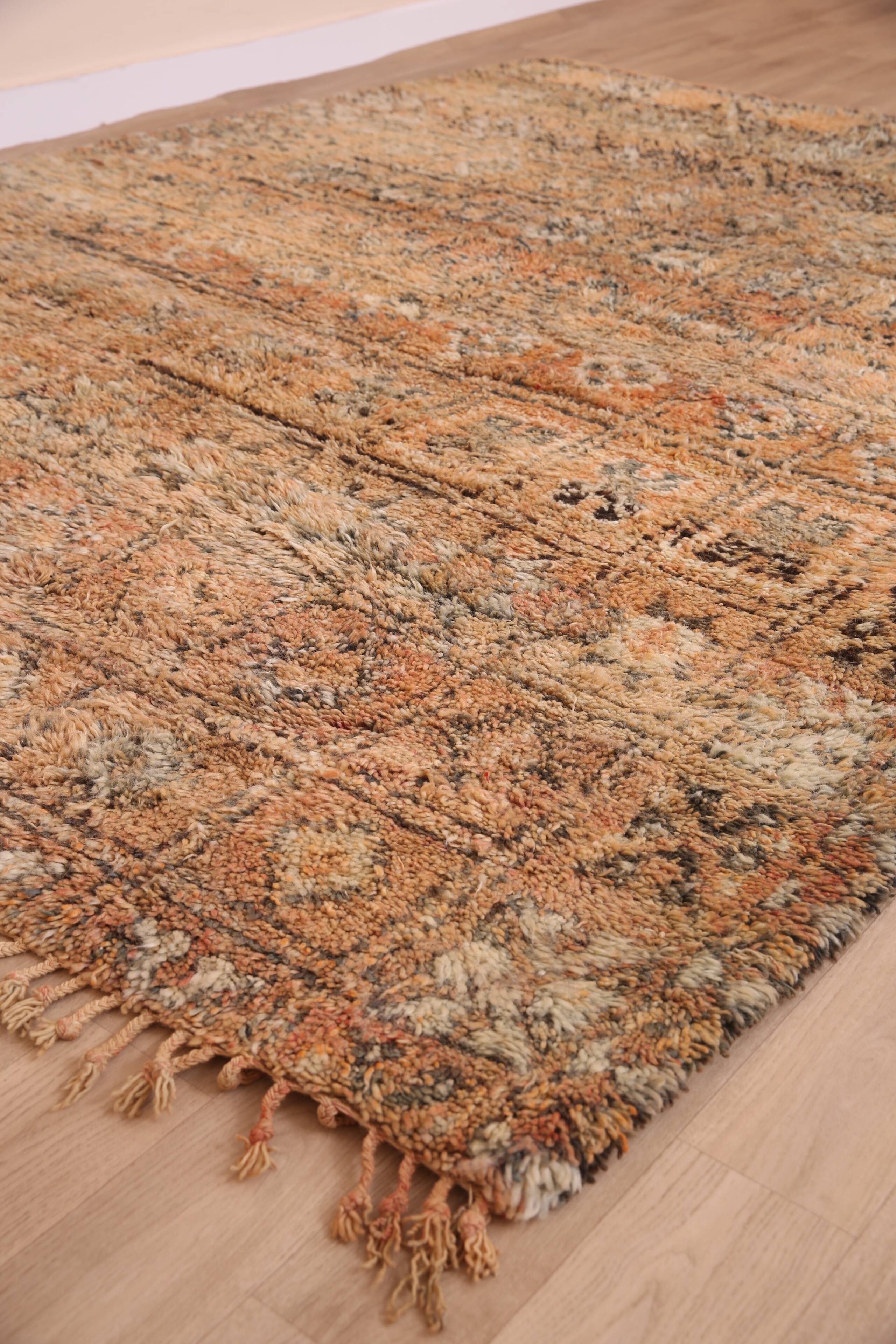 Peach Vintage Moroccan Rug 210 x 270 cm, Berber Wool Rug, Handmade Boho Rug