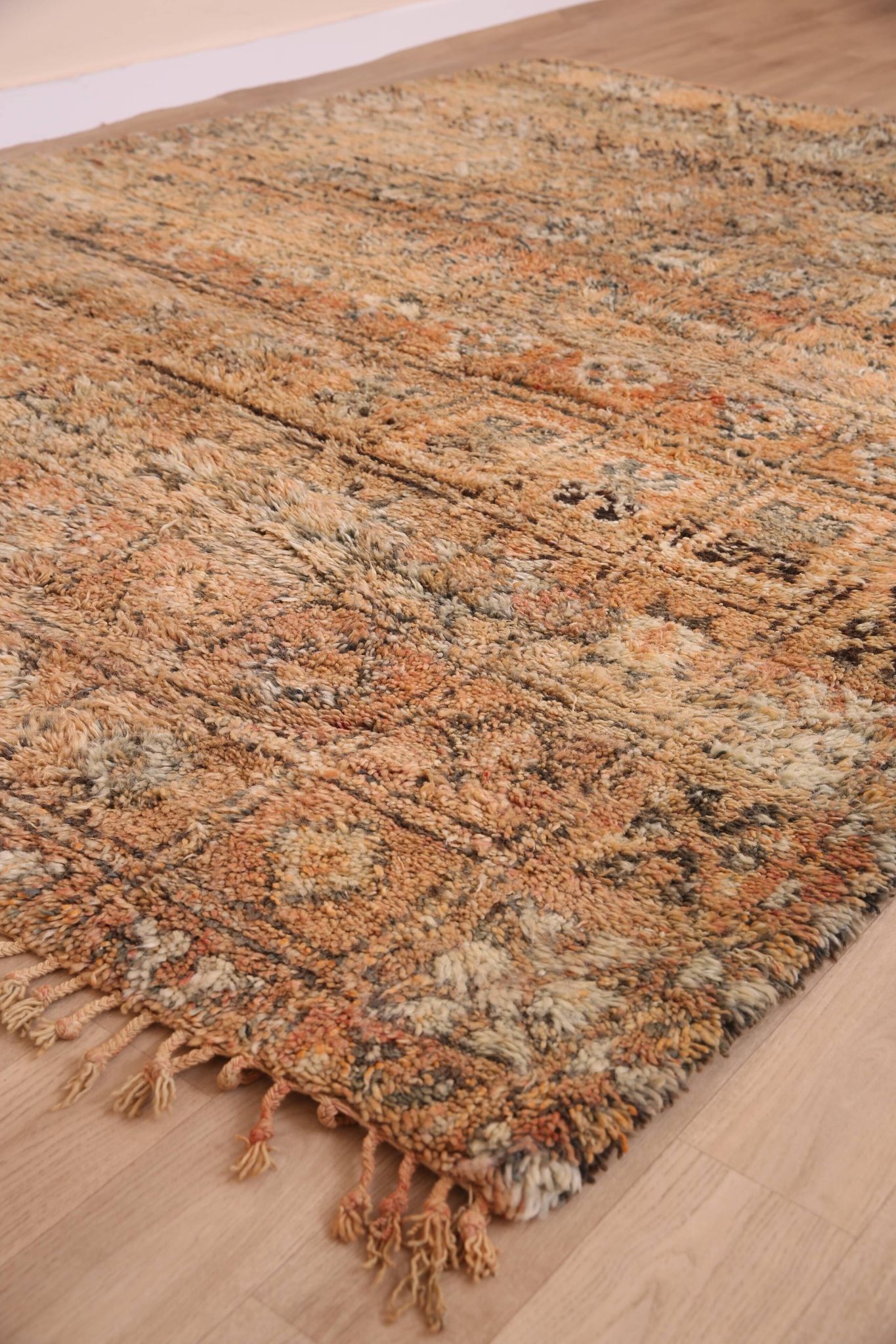 Peach Vintage Moroccan Rug 210 x 270 cm, Berber Wool Rug, Handmade Boho Rug
