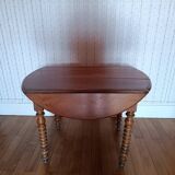 Round solid wood shutter table