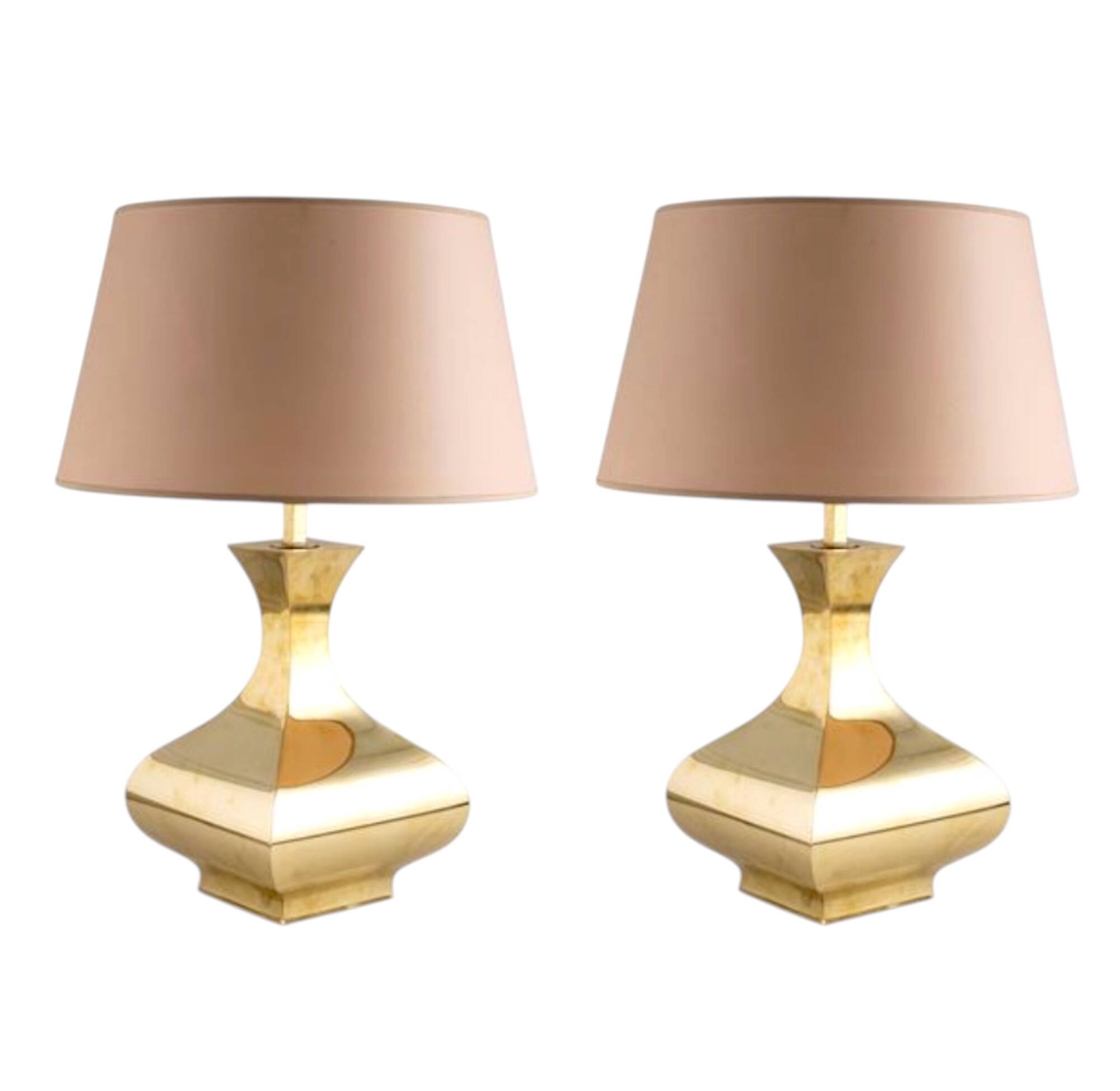 Hollywood regency set of 2 table lamps mod. Piramide, High Society Italy 70