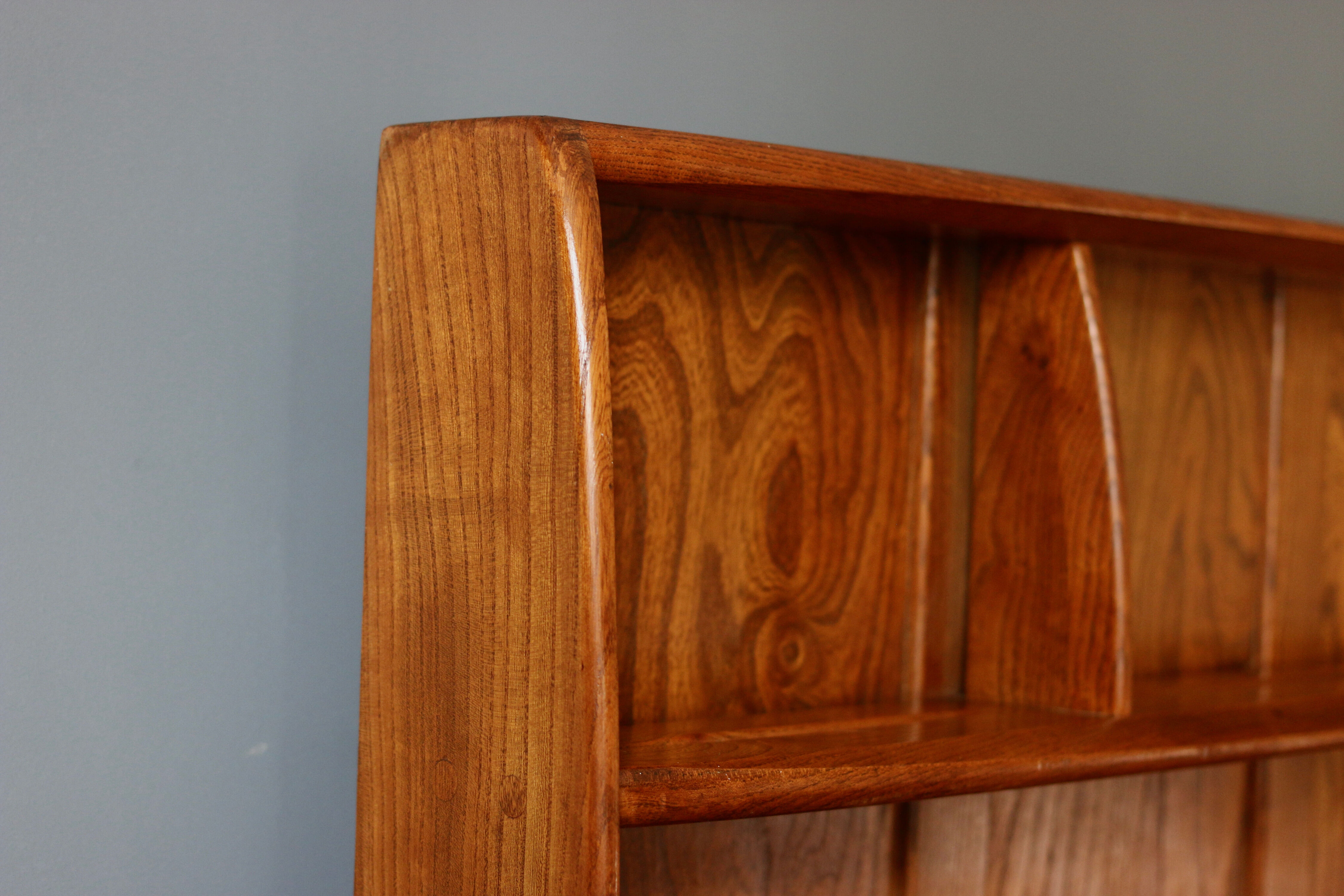 Cintage scandinavian shelf ercol 1960