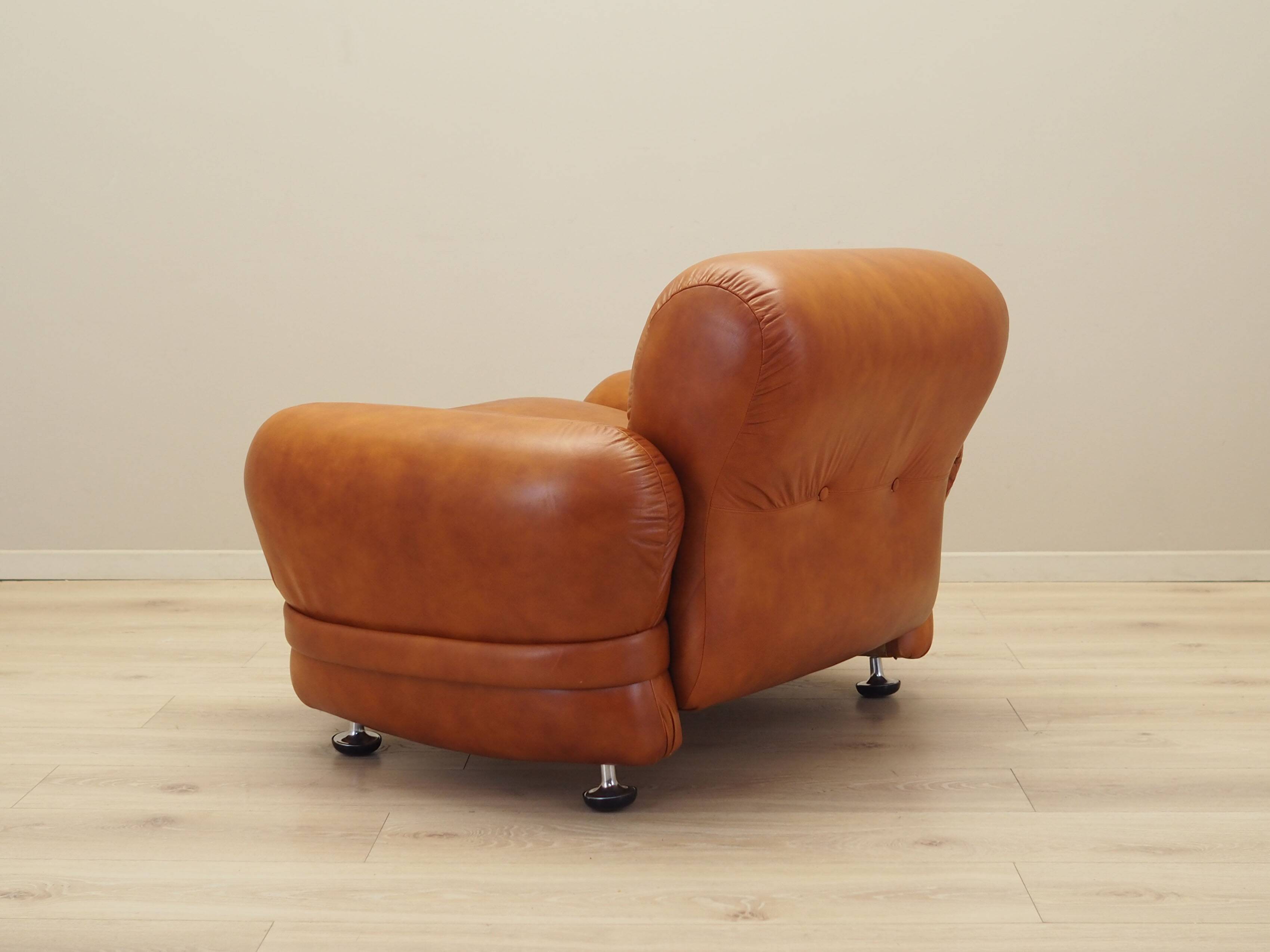 Leather armchair, Italian design, 1970s, production: Italy