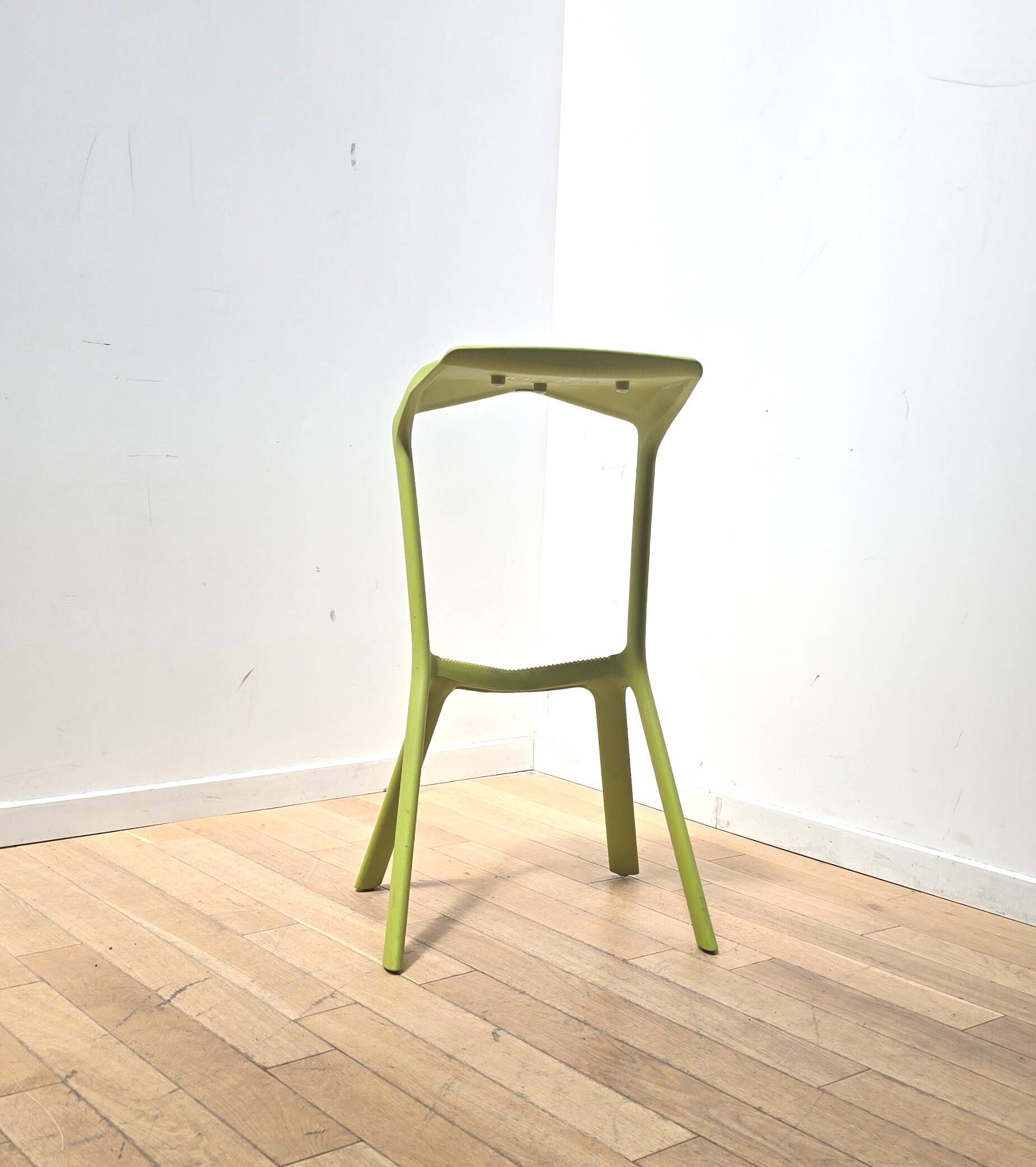 Prank Bar Stool, Miura