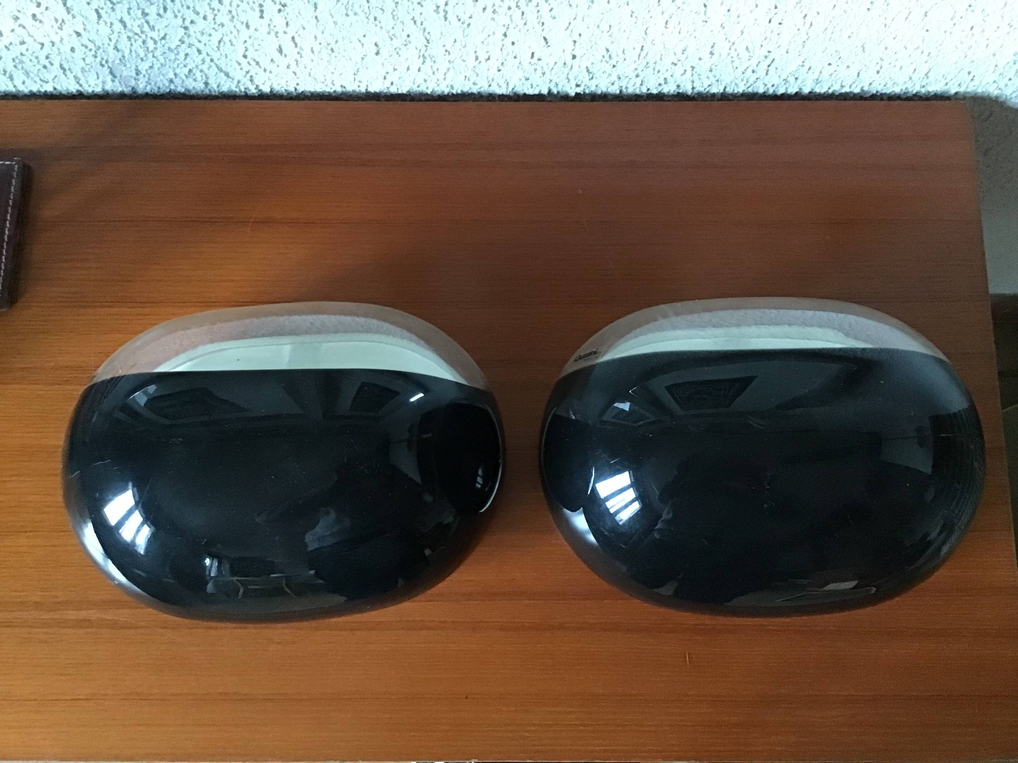 Paire d’applique Guzzini noire plexiglass