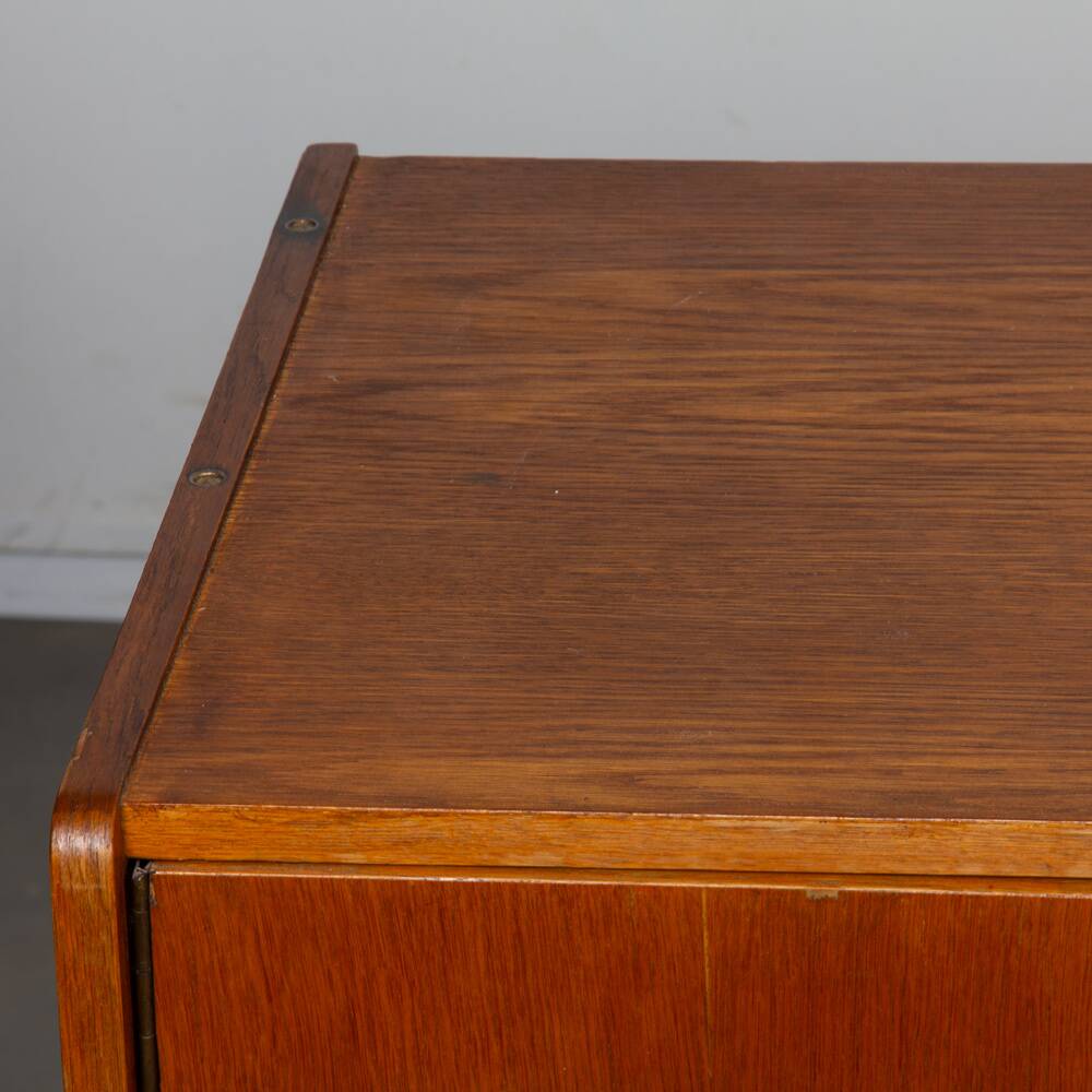 Commode vintage en chêne foncé par Jiri Jiroutek, modèle U-450, 1960