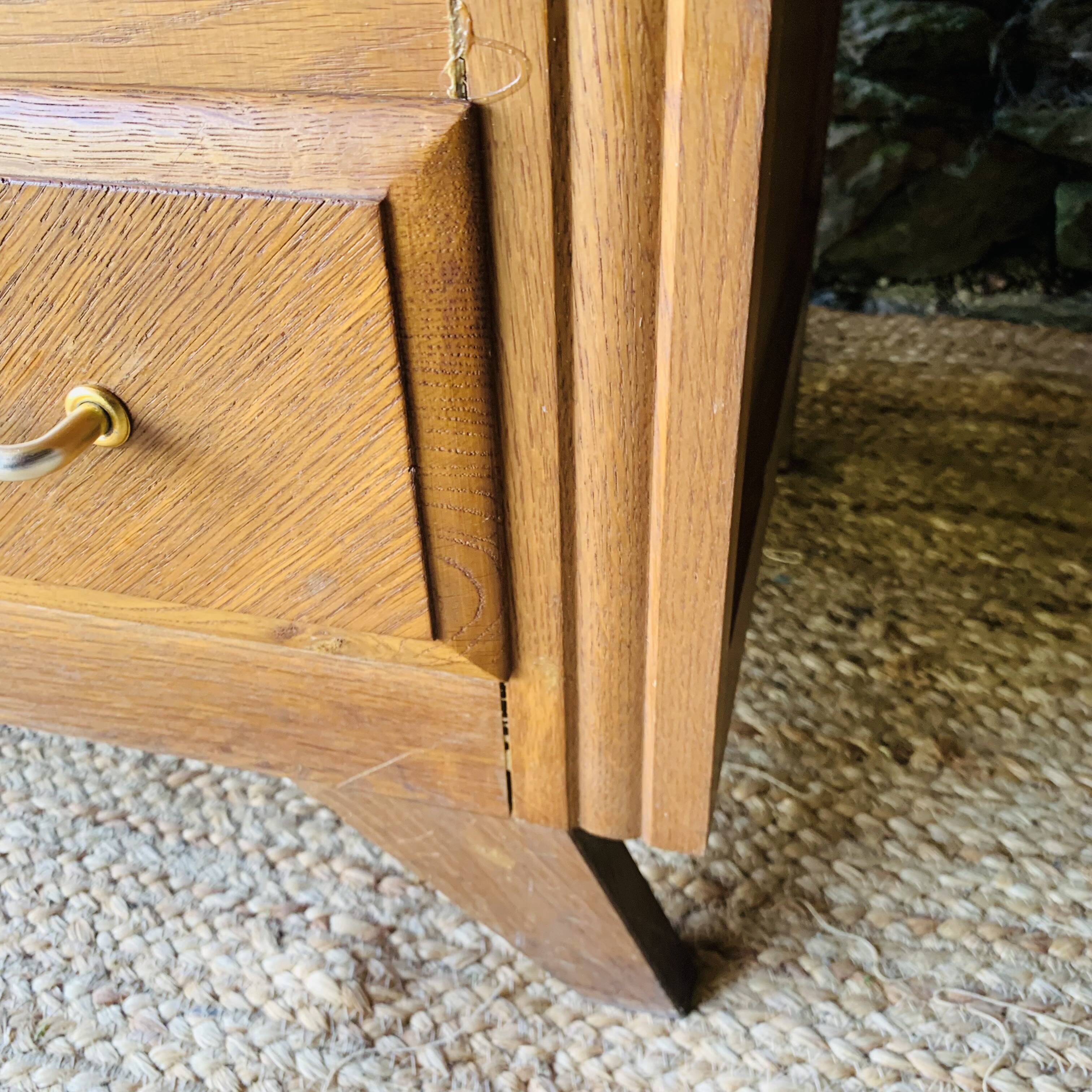 Commode vintage