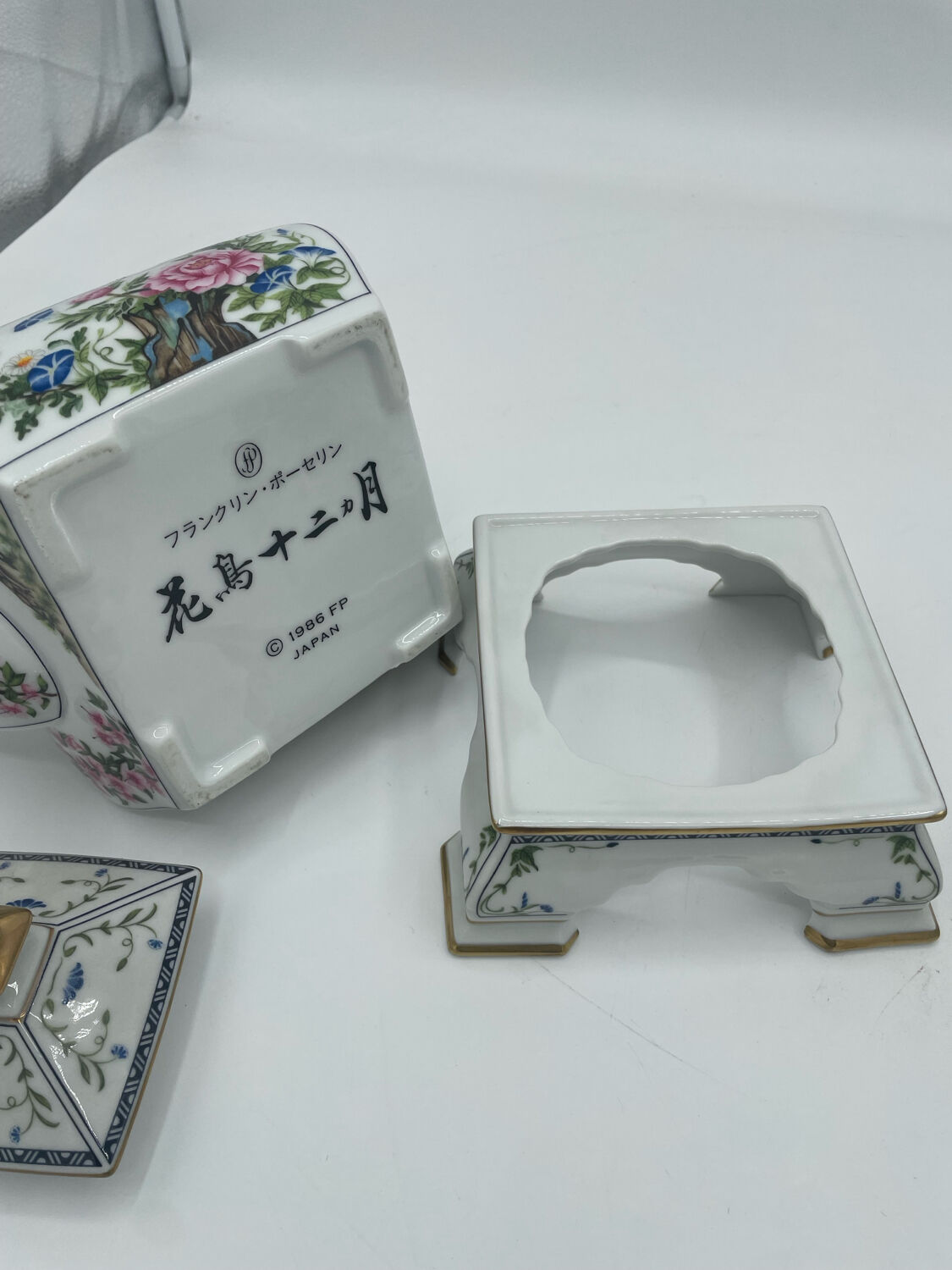 Franklin Mint teapot, sugar bowl and small cream jug, porcelain 1986